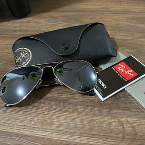 Ray-ban aviator sunglass